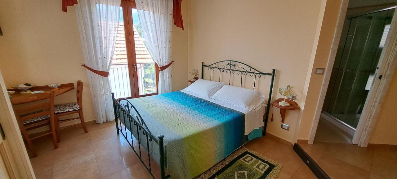 B&B Springs Of Gods Pianillo ภายนอก รูปภาพ